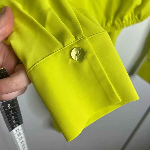 Le Superbe - Lime Tie Front Blouse Top - NWT XS - Picture 7 of 7